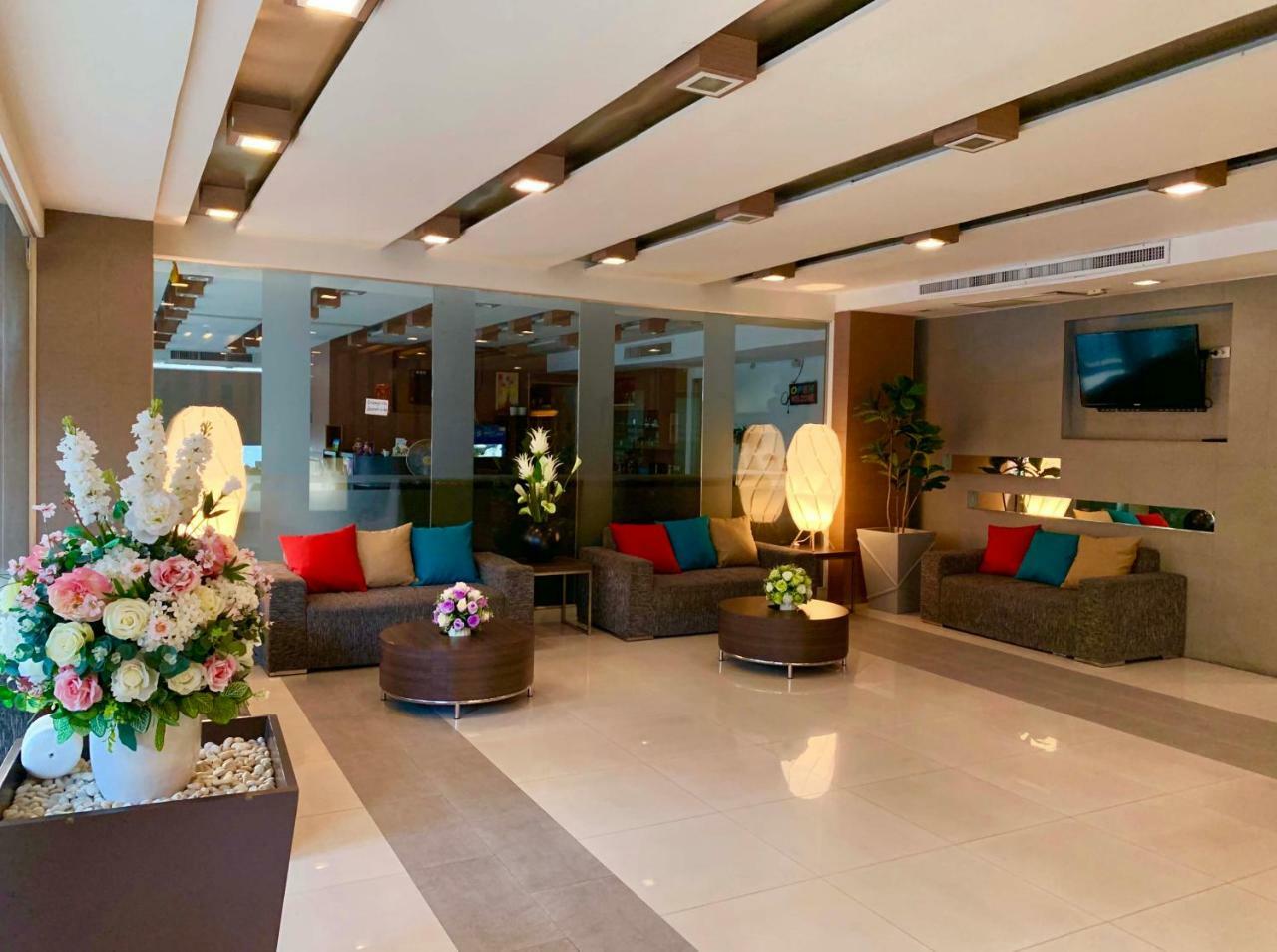 Krongthong Mansion & Hotel Bangkok Exterior photo